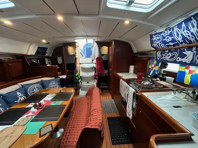 Beneteau Oceanis 411 Celebration