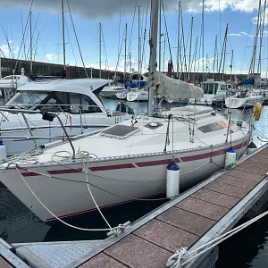 1981 Beneteau First 28