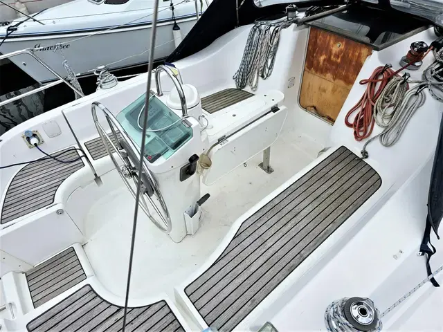 Beneteau Oceanis Clipper 331