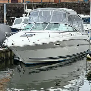 2001 Sea Ray 225 Weekender