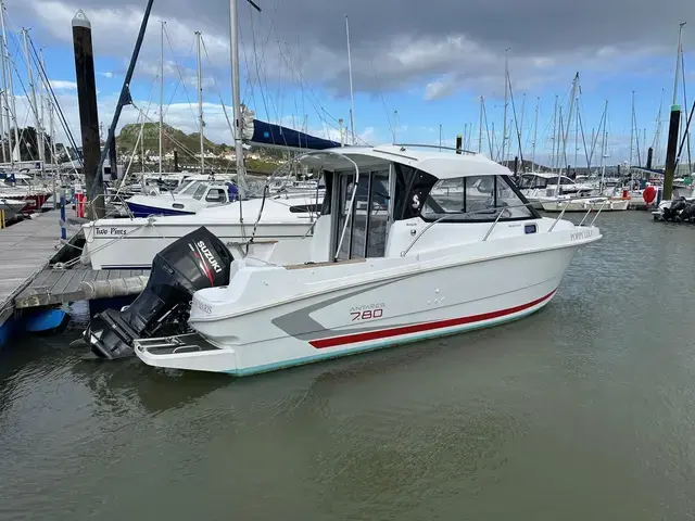 Beneteau Antares 7.80