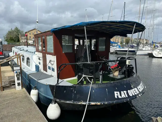 Dutch Barge 65'