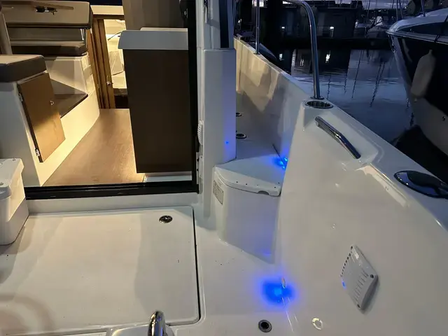 Beneteau Antares 9