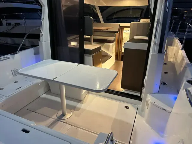 Beneteau Antares 9