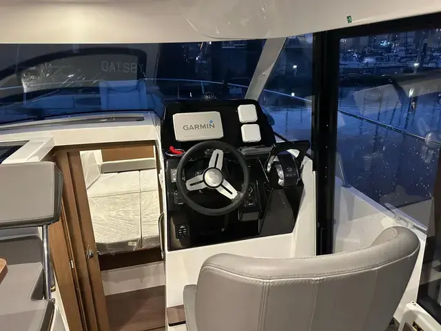 Beneteau Antares 9