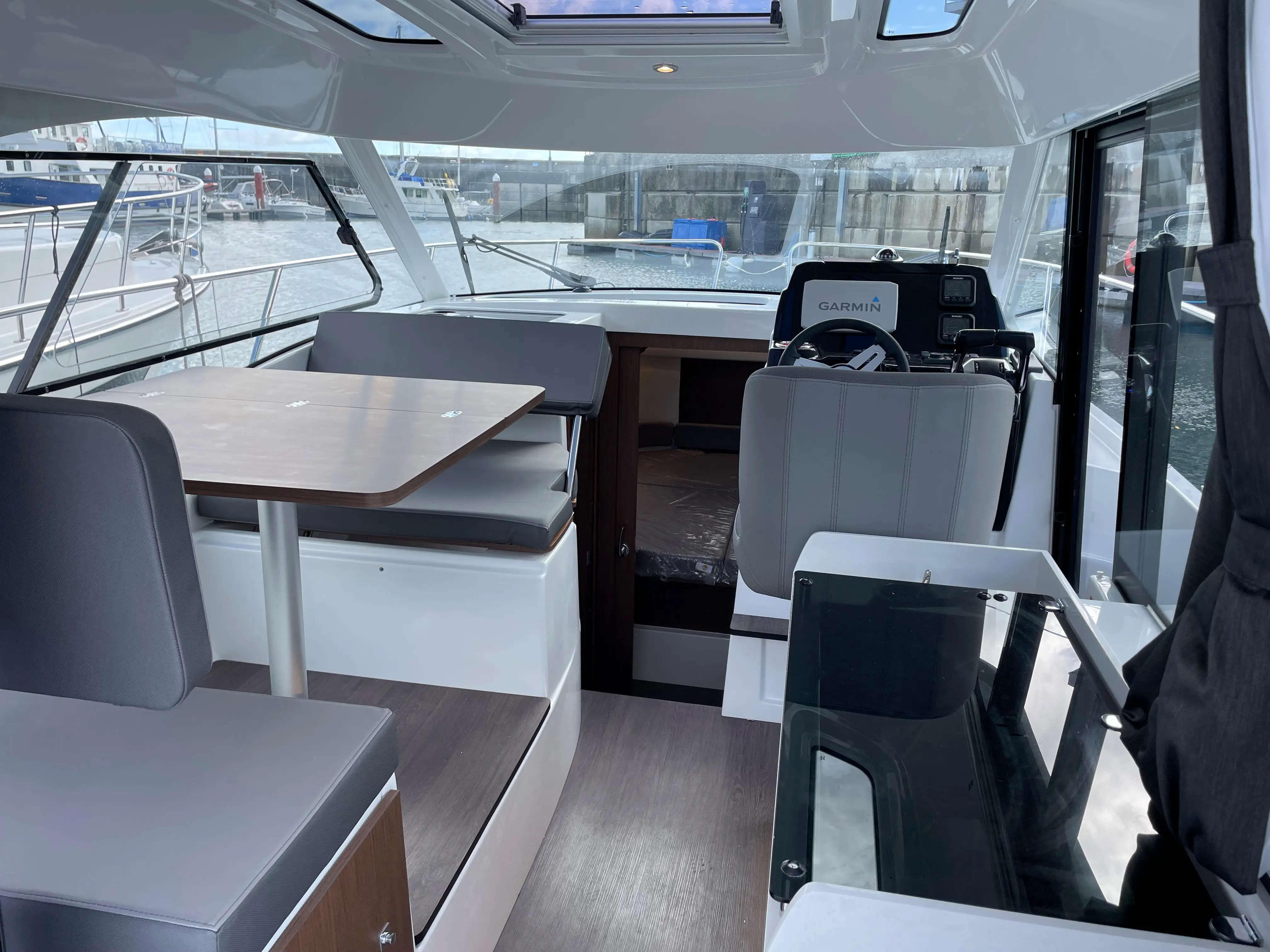 2023 Beneteau antares 9