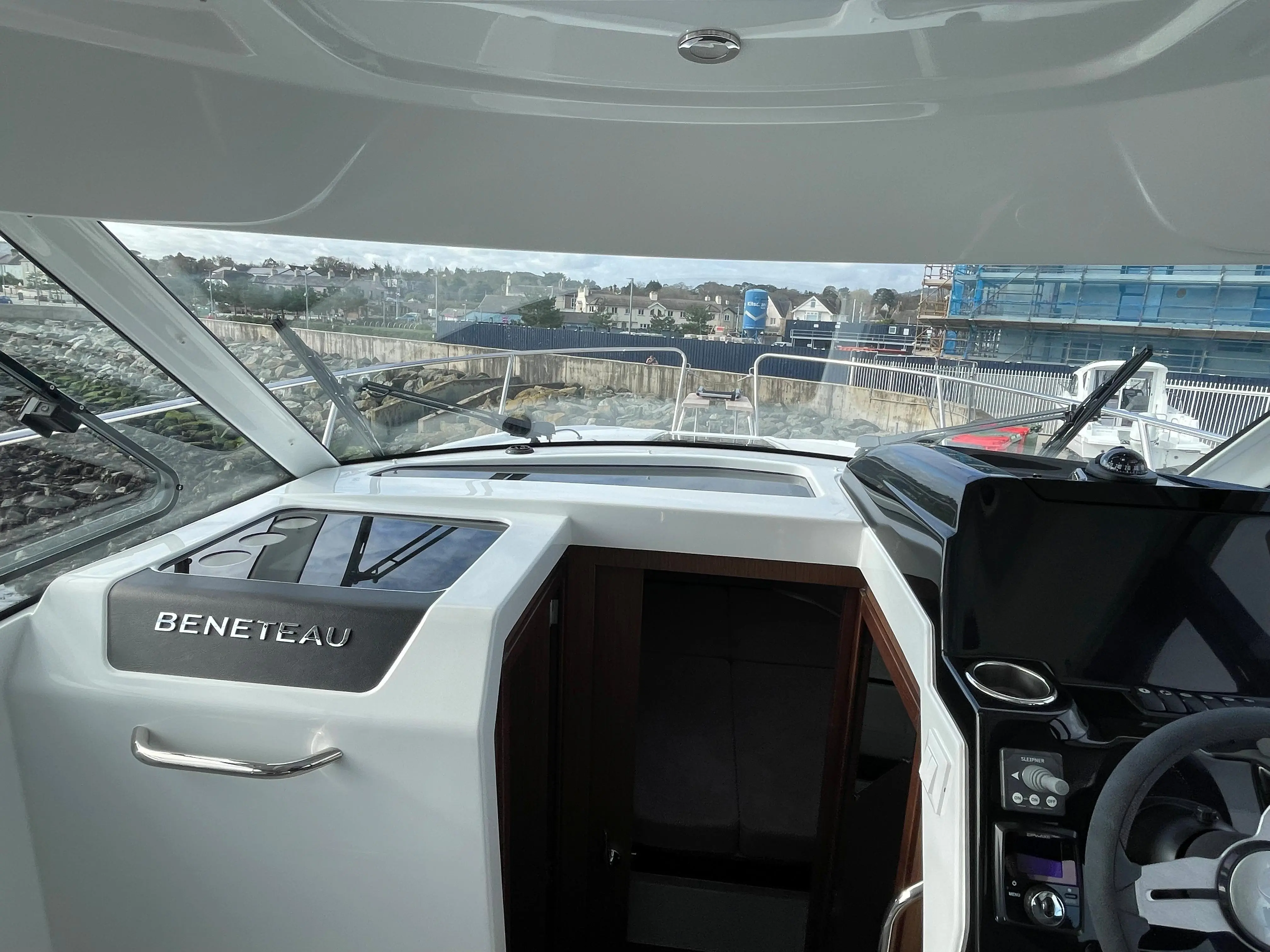 2023 Beneteau antares 9