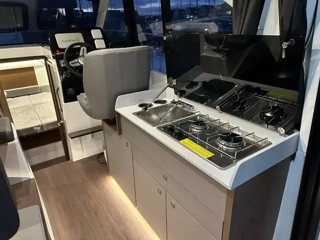 Beneteau Antares 9