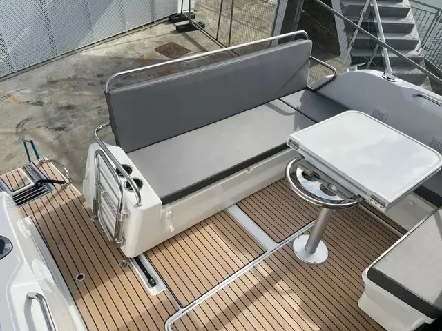 Beneteau Antares 9 OB