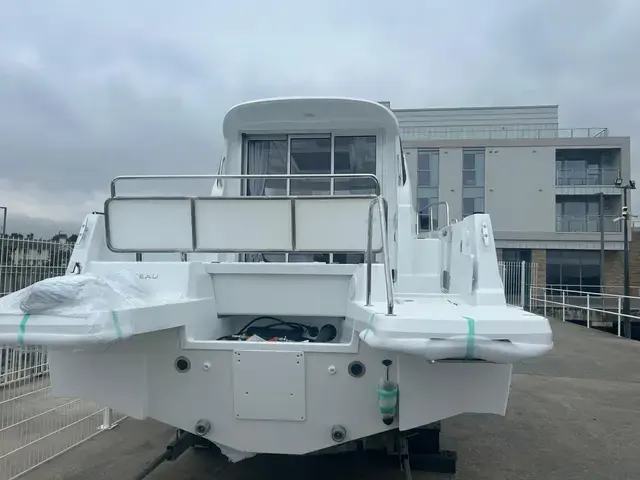 Beneteau Antares 8