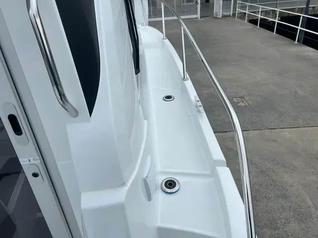 Beneteau Antares 8