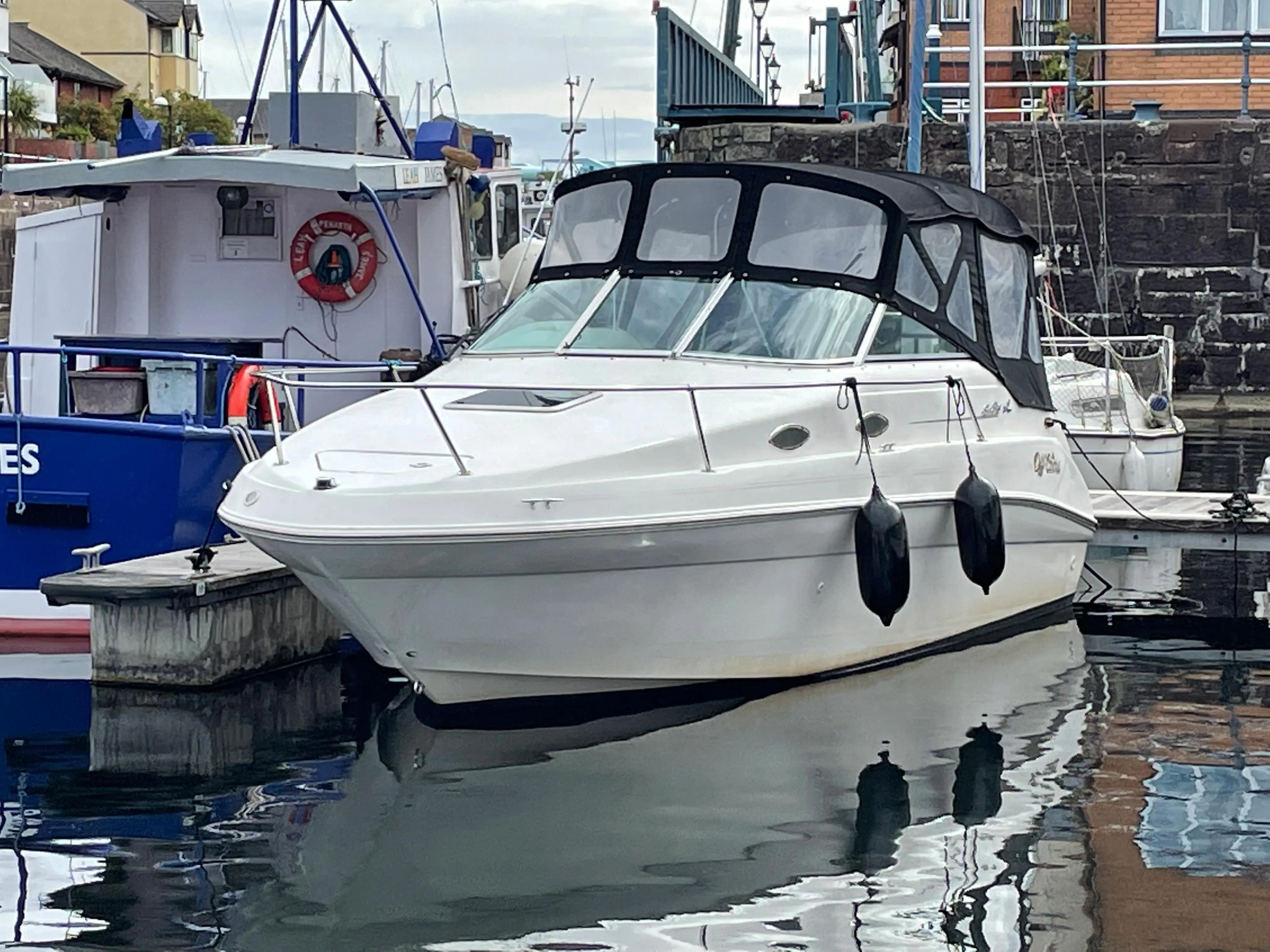 1998 Sea Ray sundancer 240