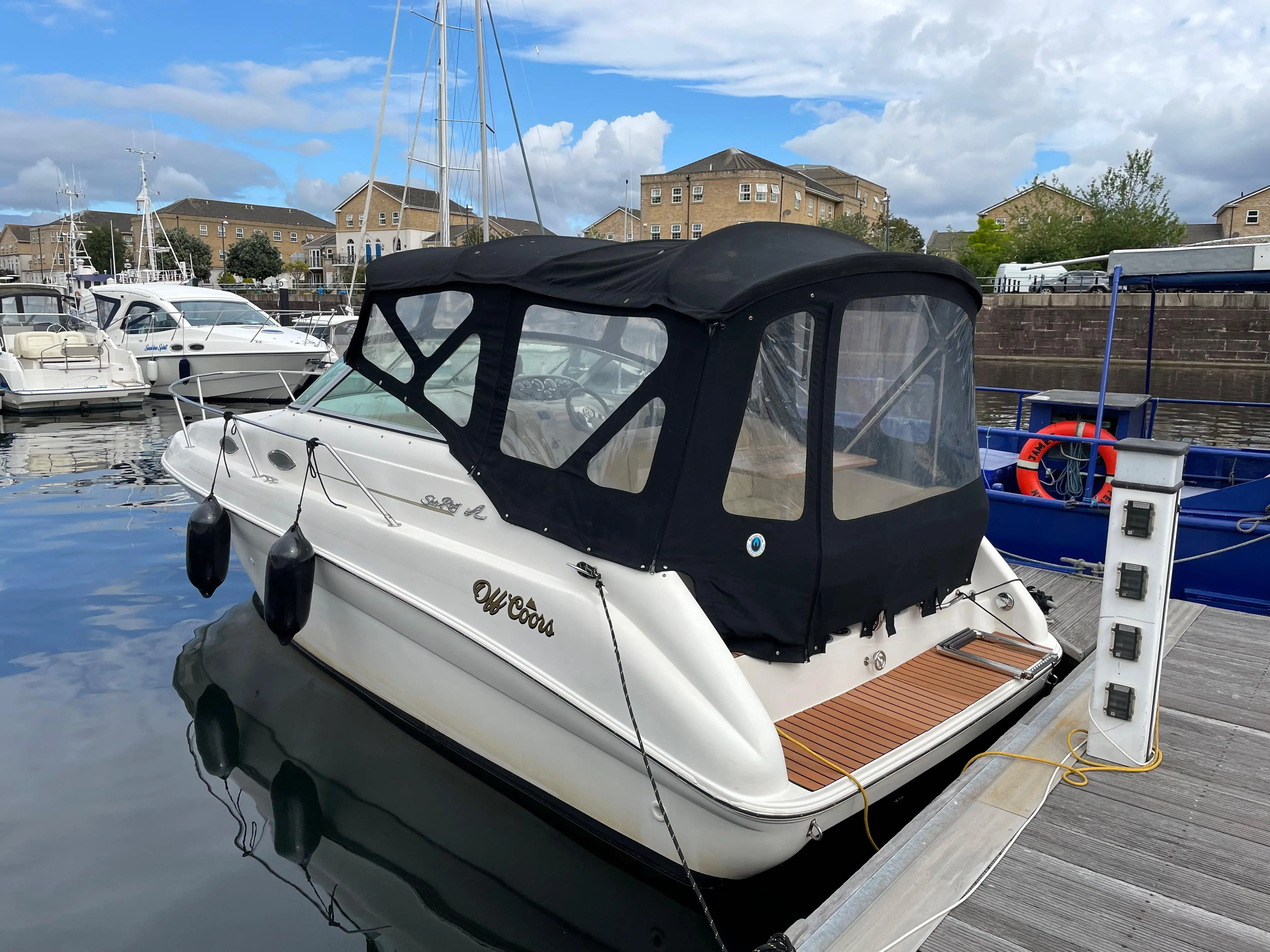 1998 Sea Ray sundancer 240