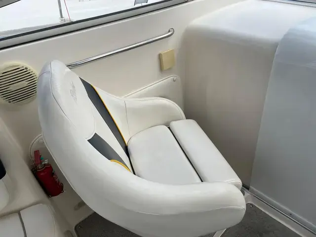 Rinker 232 Captiva Cc