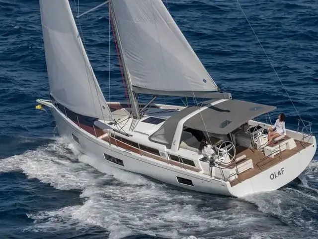 Beneteau Oceanis Yacht 54