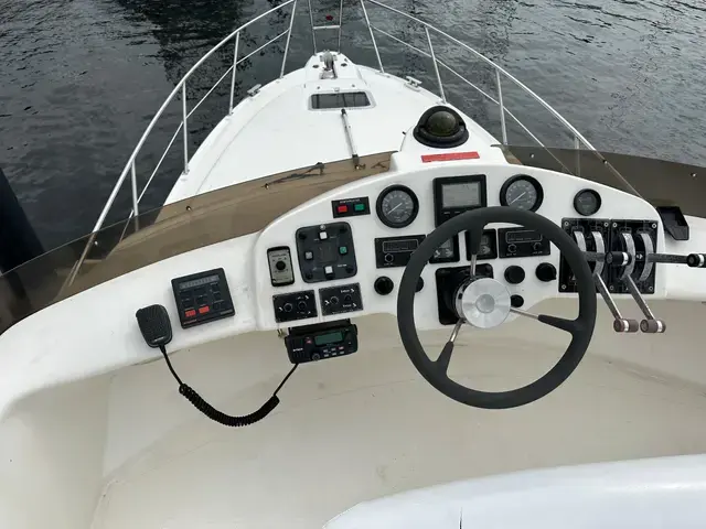 Sealine 310 Statesman