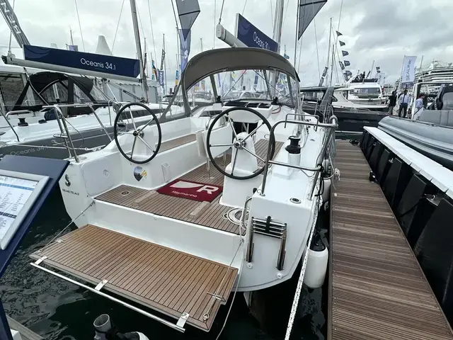 Beneteau Oceanis 30.1