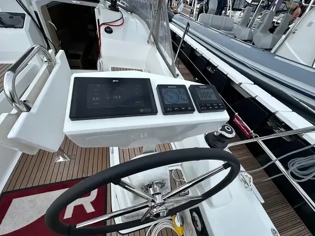 Beneteau Oceanis 30.1