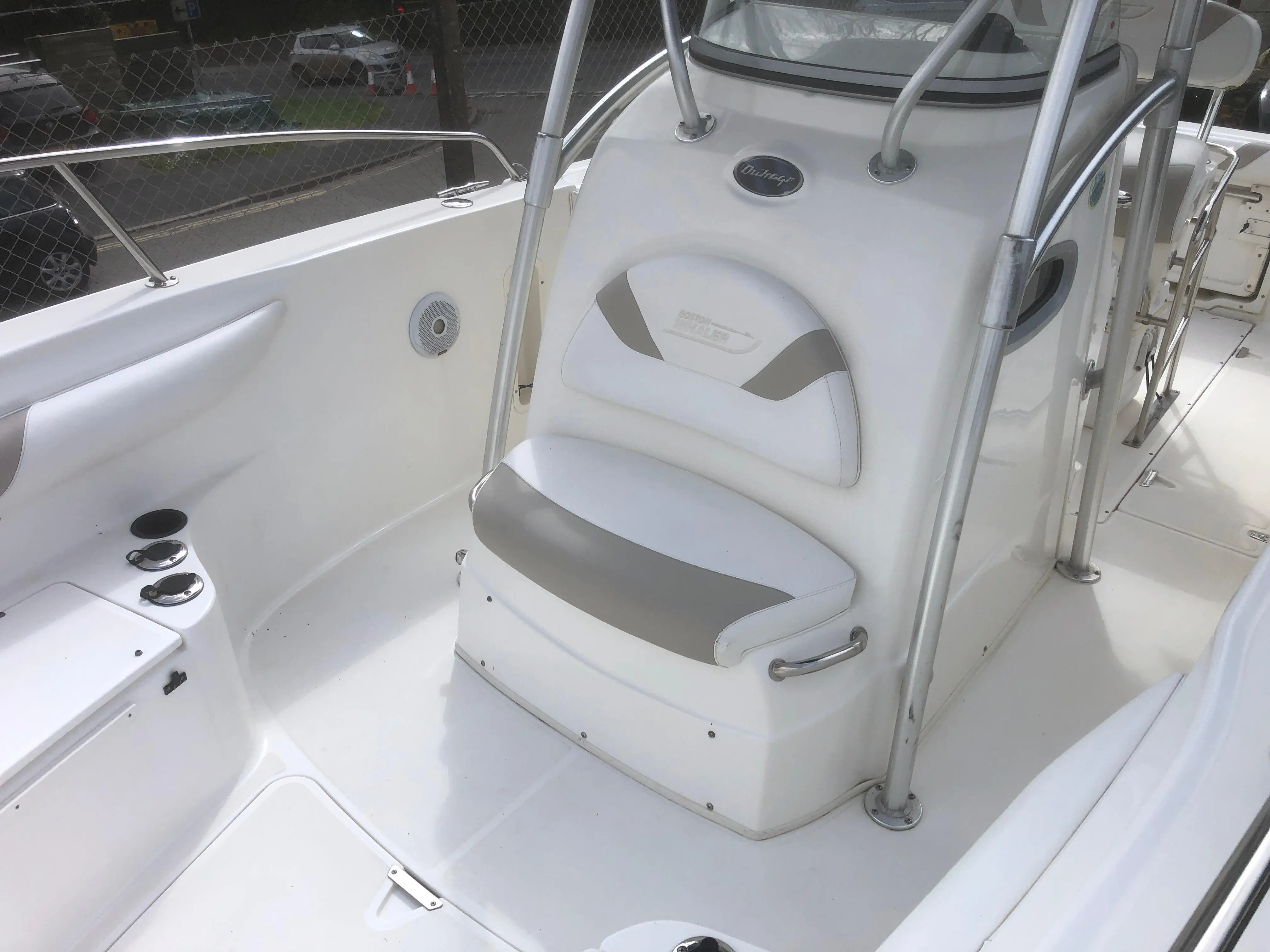 2003 Boston Whaler 270 outrage