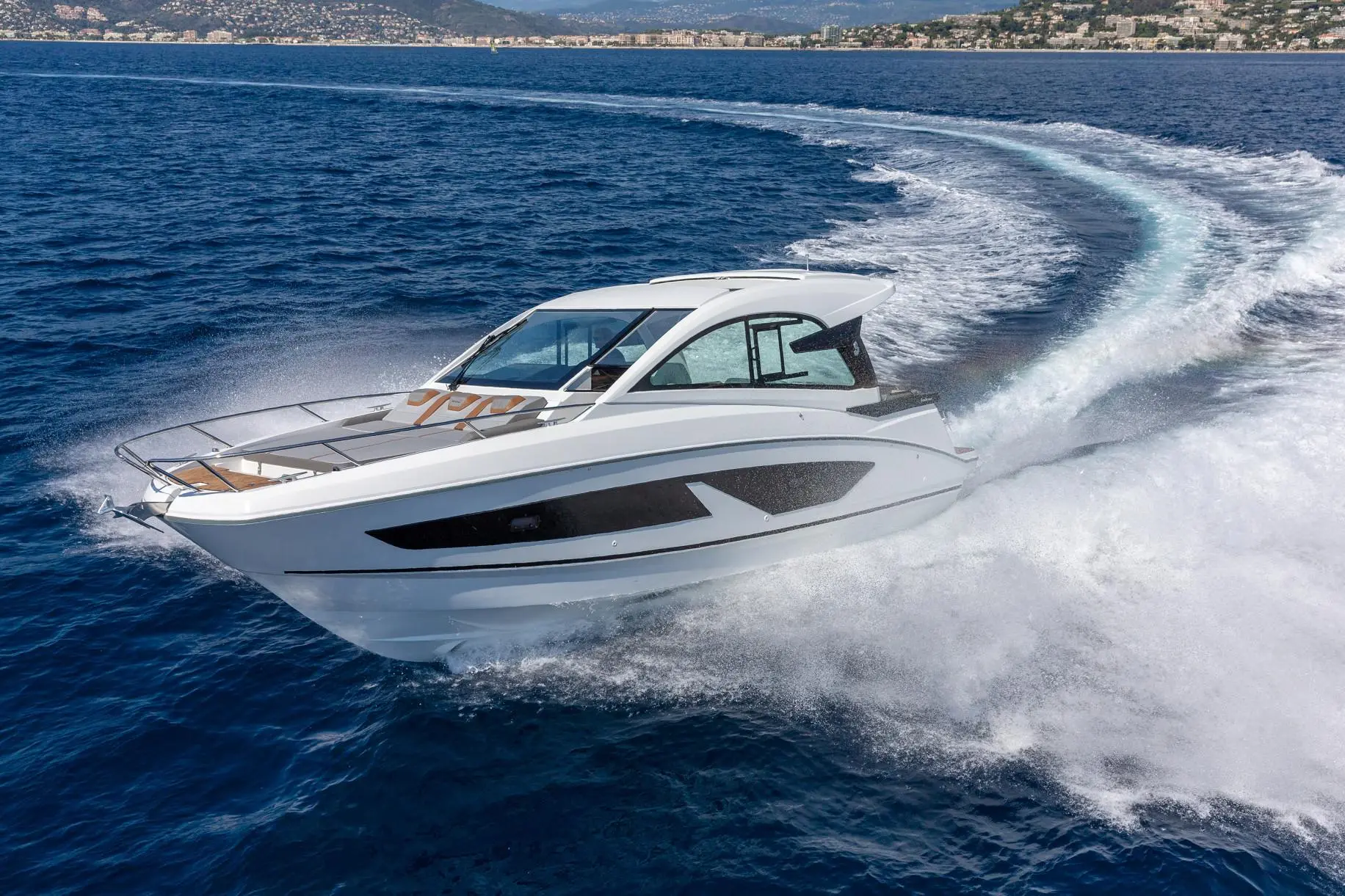 2023 Beneteau gran turismo 32