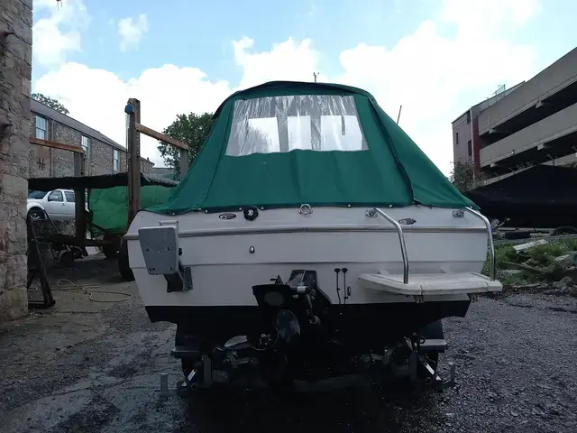 Bayliner 1952 Capri Cuddy