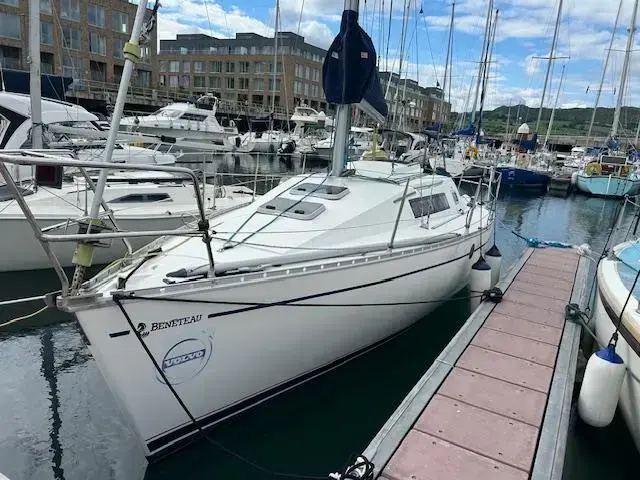 Beneteau First 285