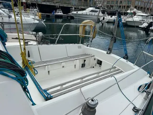 Beneteau First 285