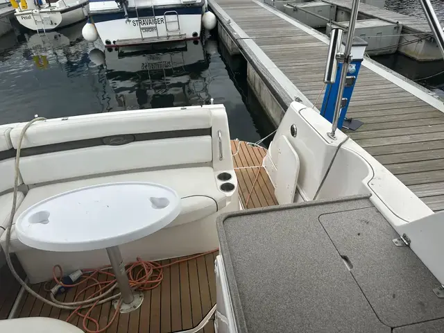 Rinker Express Cruiser 280