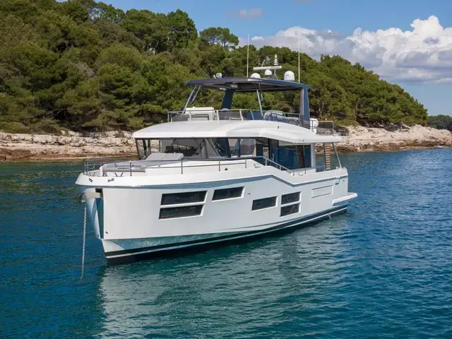 Beneteau Grand Trawler  62