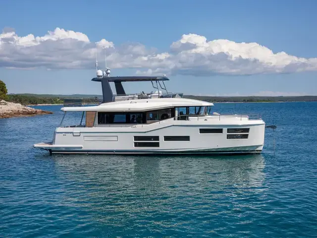 Beneteau Grand Trawler  62