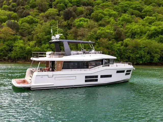 Beneteau Grand Trawler  62