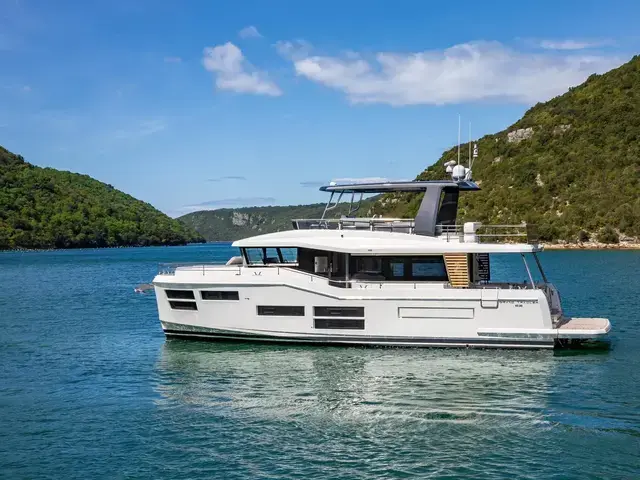 Beneteau Grand Trawler  62