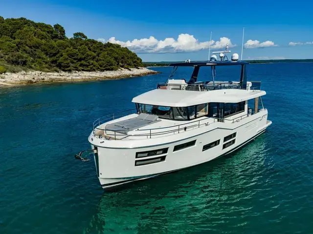 Beneteau Grand Trawler  62