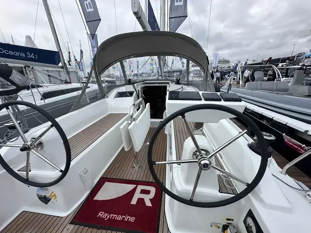 Beneteau Oceanis 30.1