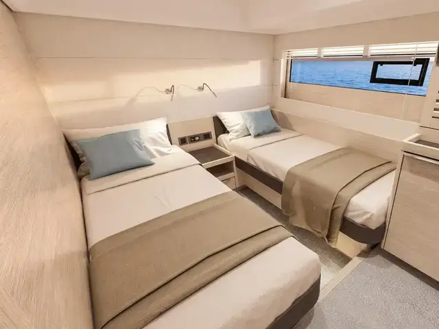 Beneteau Grand Trawler  62