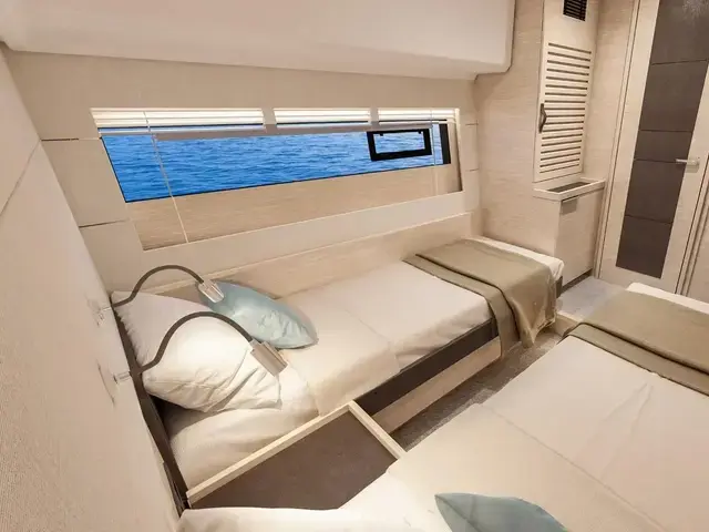 Beneteau Grand Trawler  62