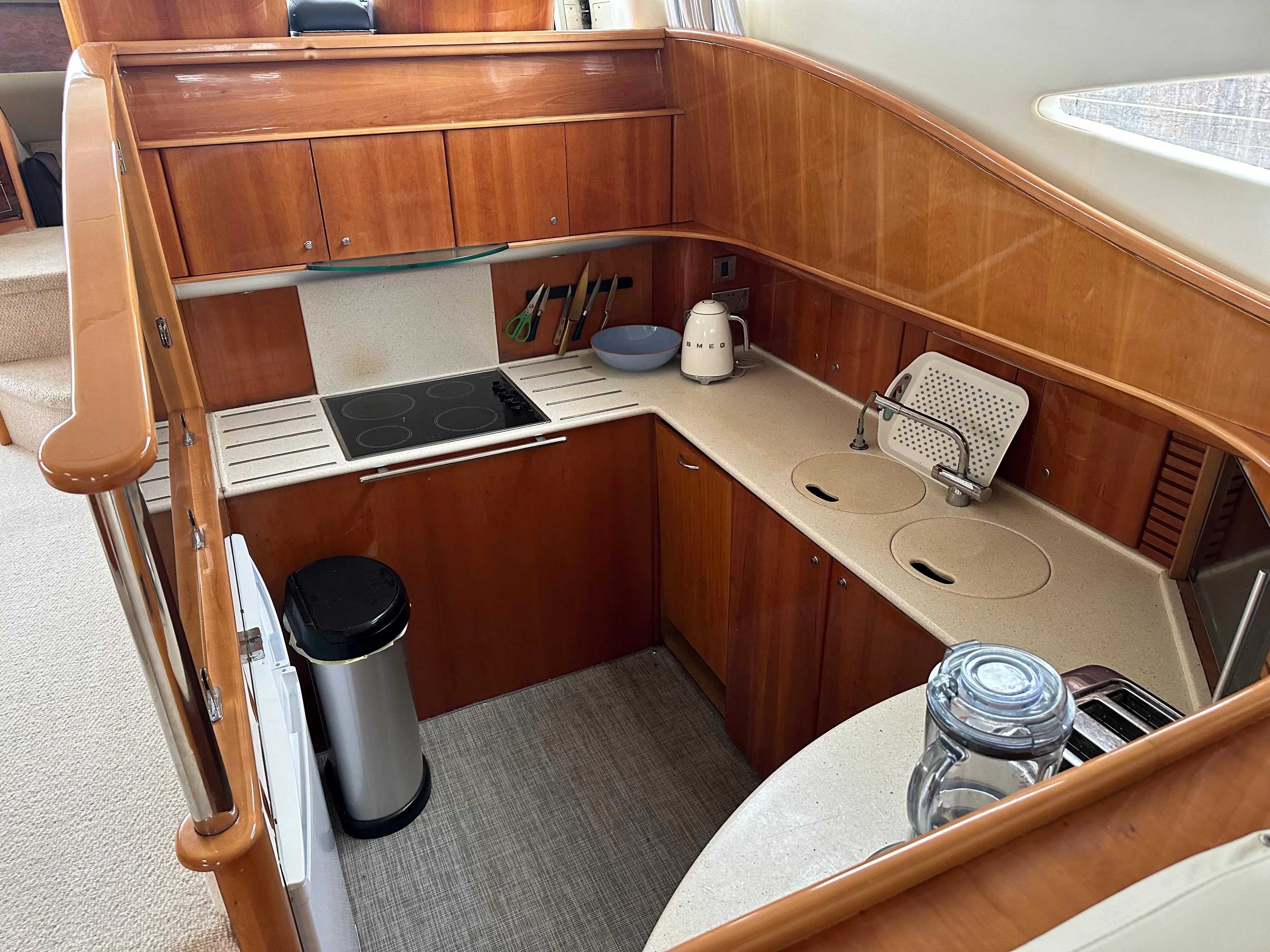 2000 Princess 65