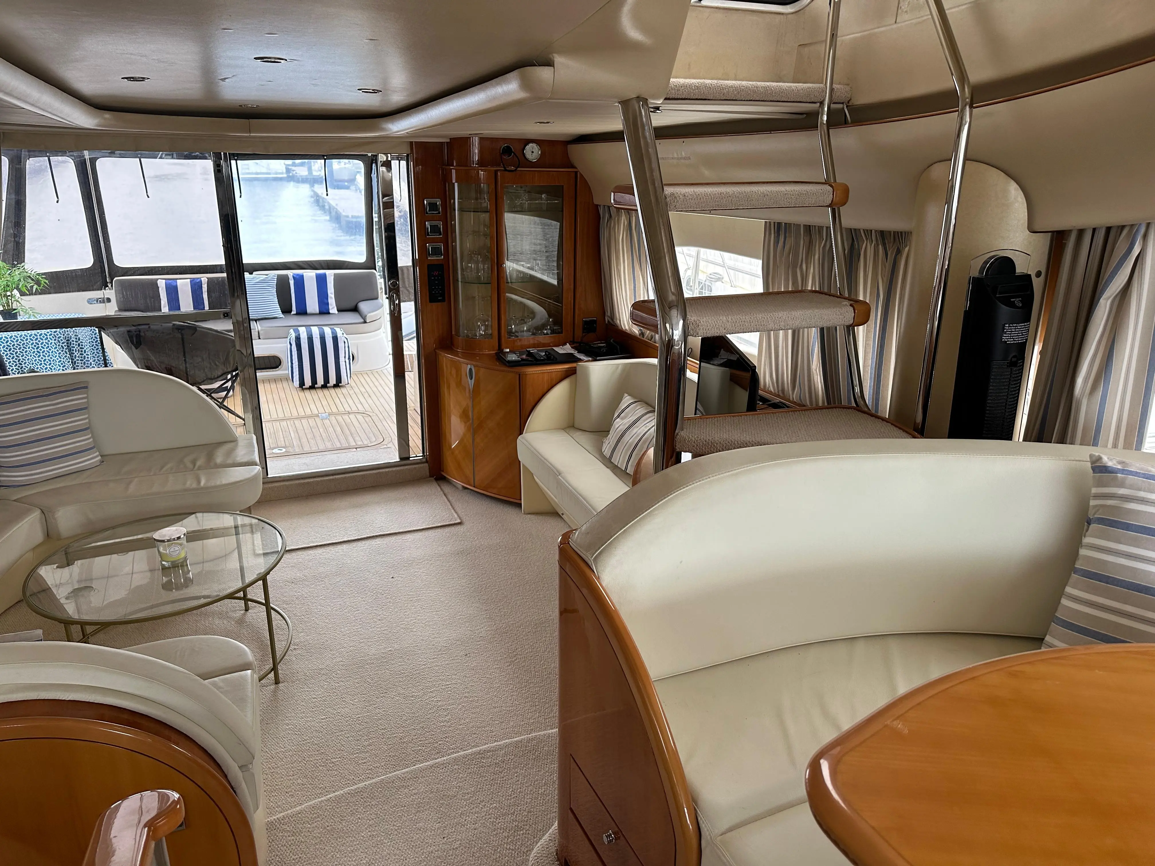 2000 Princess 65