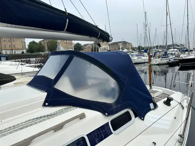 Hanse 301