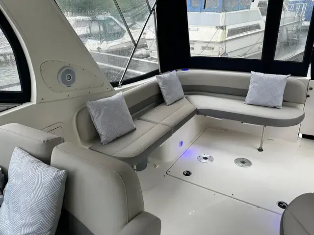 Bayliner 325