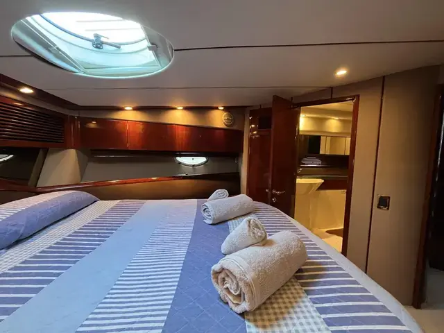 Fairline Squadron 55