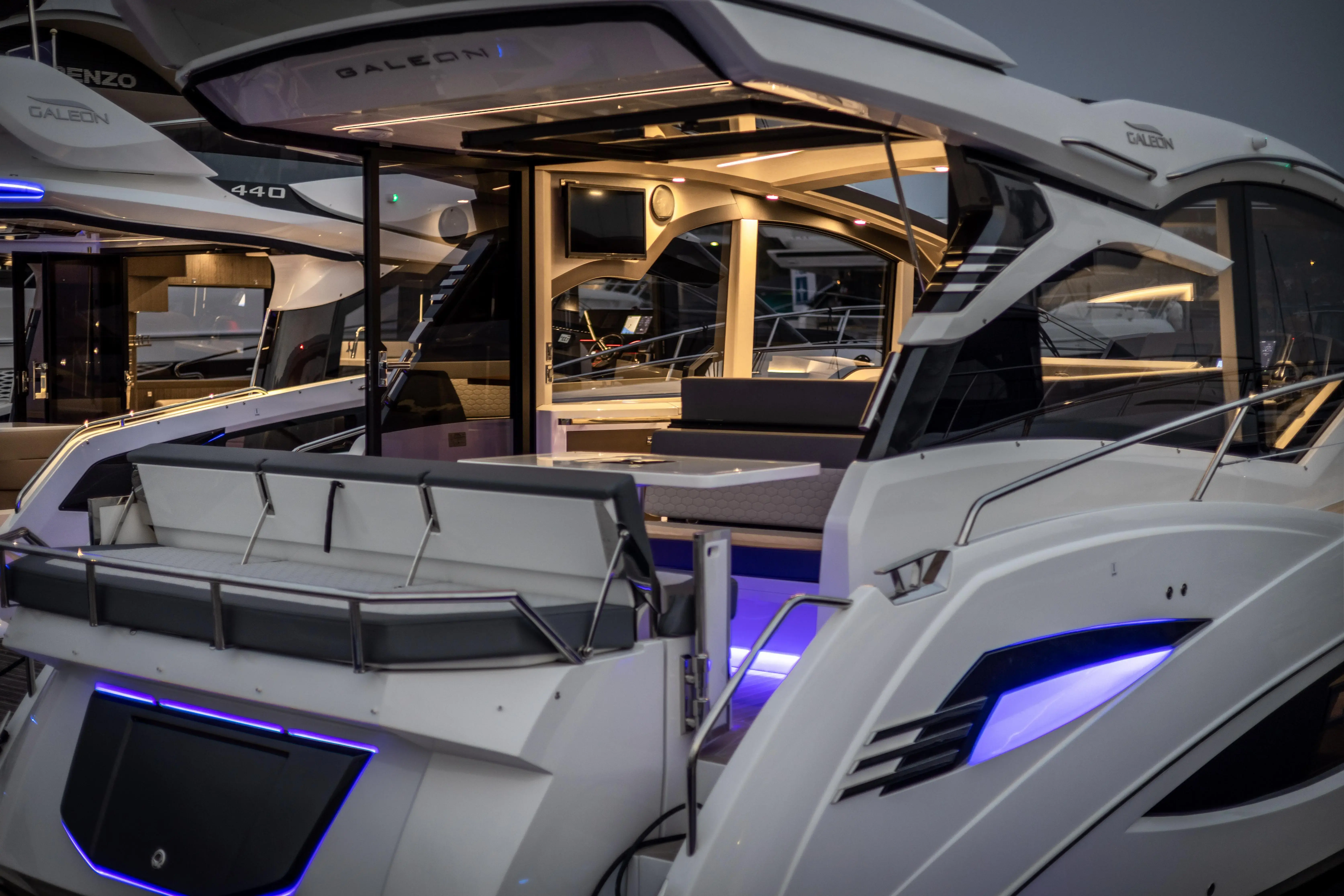 2023 Galeon 425 hts