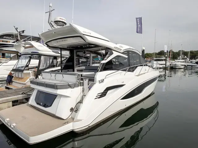 Galeon 425 Hts