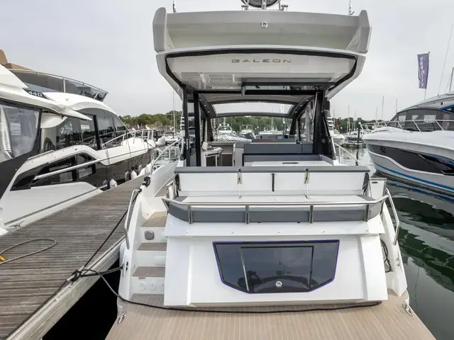 Galeon 425 Hts