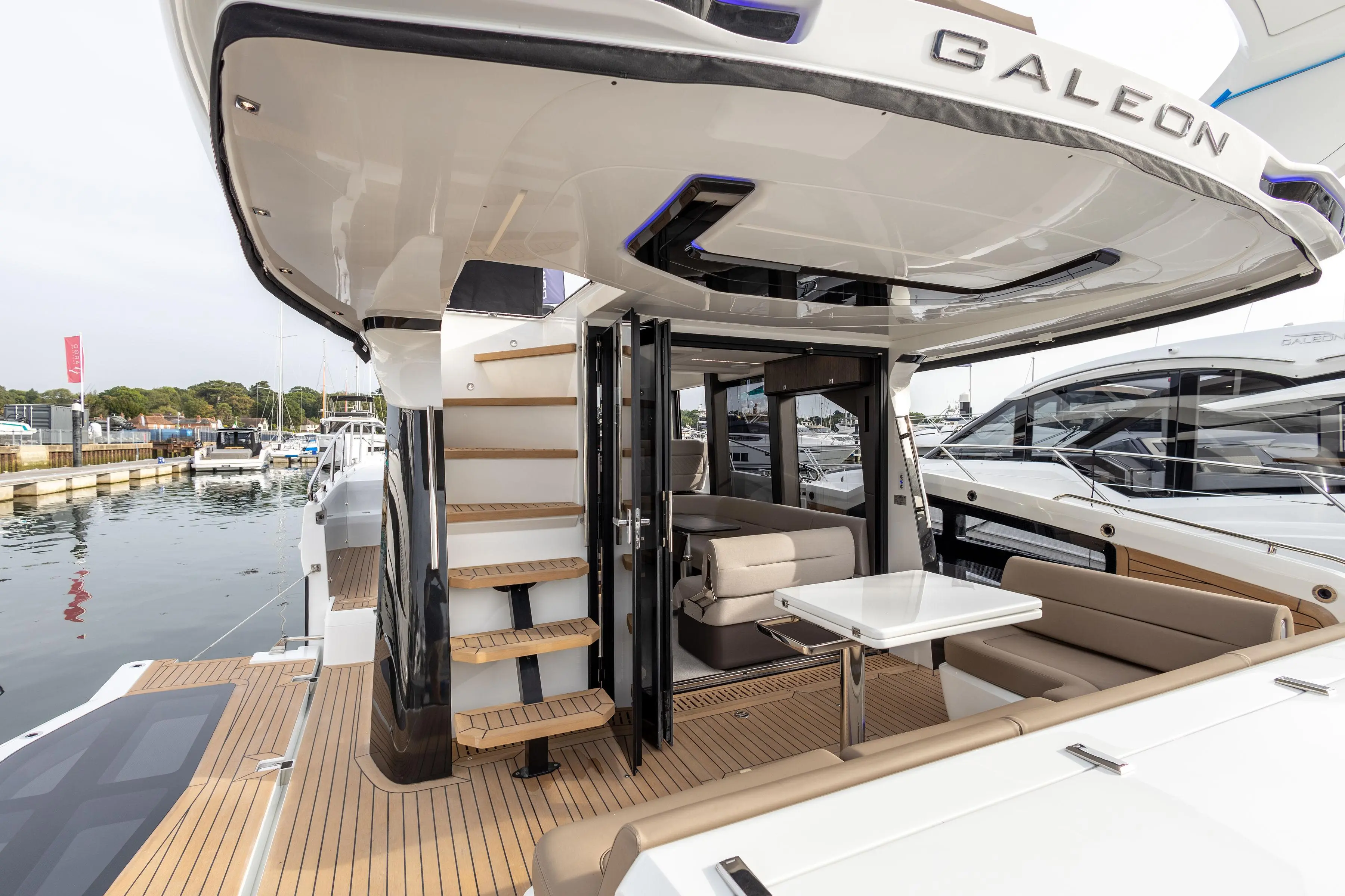 2023 Galeon 440 fly