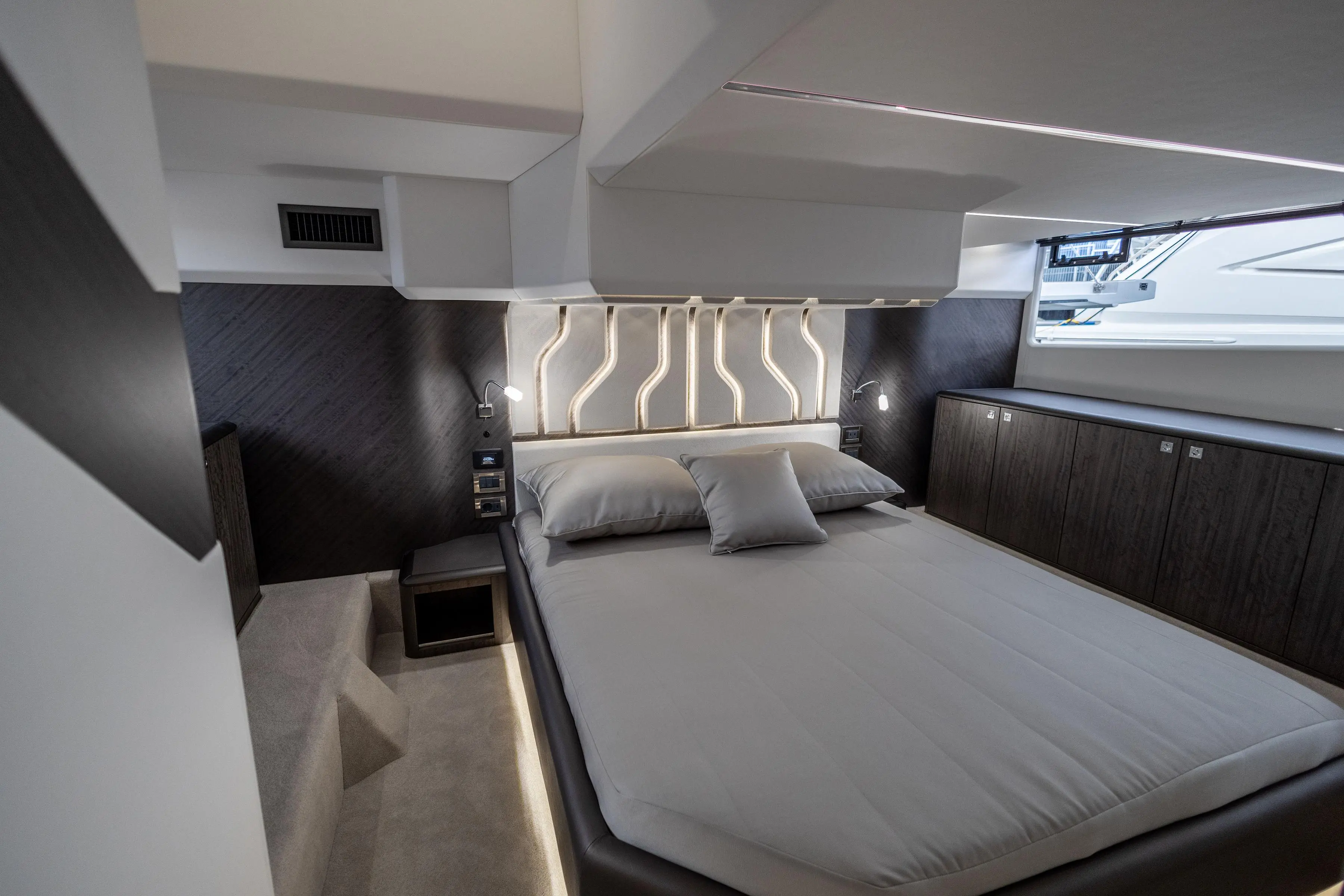 2023 Galeon 440 fly