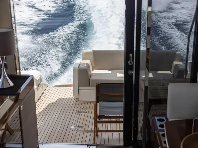 Fairline Squadron 48