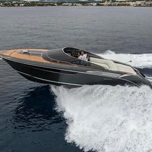 2017 Riva 38 Rivamare