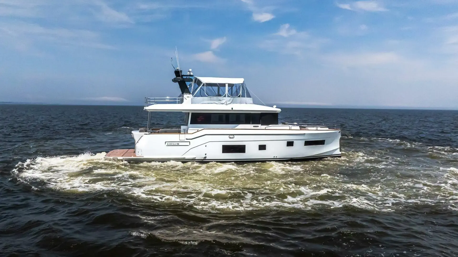 2023 Bimini 58 flybridge