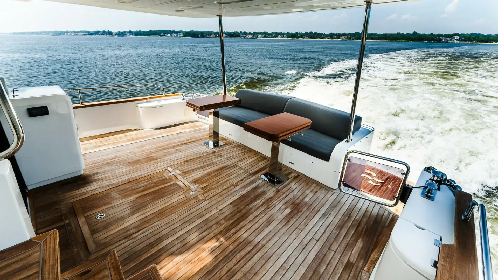 2023 Bimini 58 flybridge